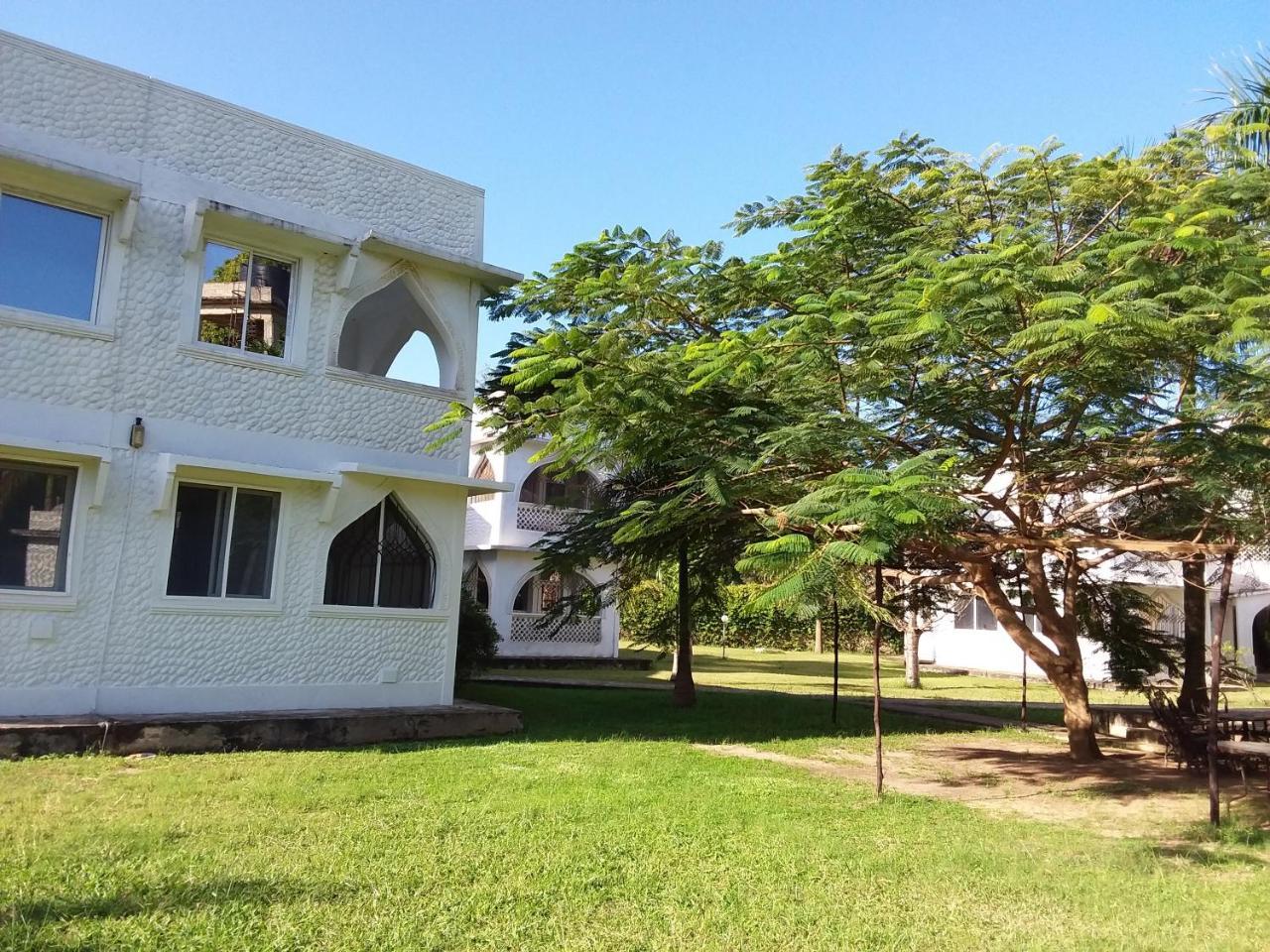 Royal Palms Apartment A4 Mombasa Eksteriør bilde